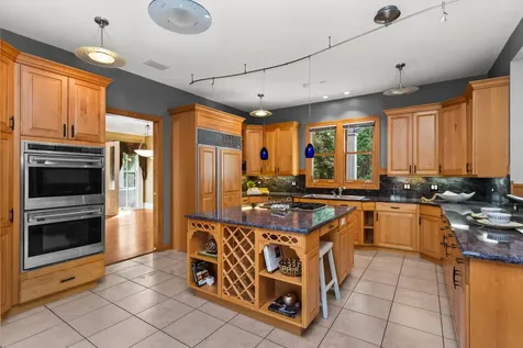 2236 Ridge Avenue Evanston IL 60201