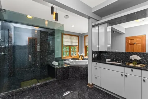 2236 Ridge Avenue Evanston IL 60201