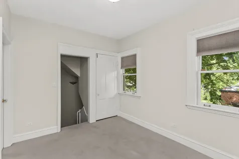 2236 Ridge Avenue Evanston IL 60201