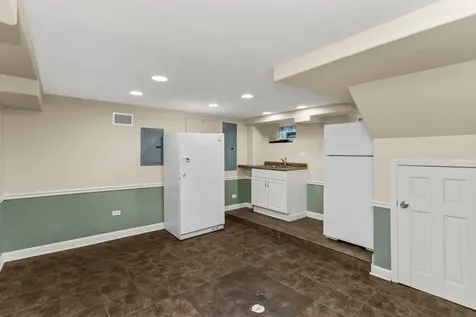 2236 Ridge Avenue Evanston IL 60201