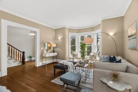 2236 Ridge Avenue Evanston IL 60201