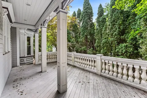 2236 Ridge Avenue Evanston IL 60201