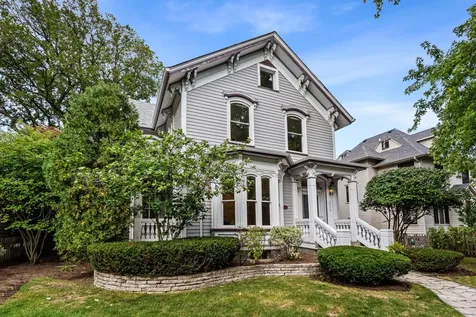 2236 Ridge Avenue Evanston IL 60201