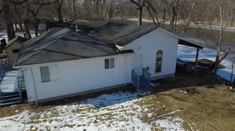 2709 North River Isle Road Momence IL 60954