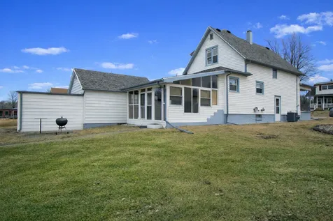 1903 West First Street Dixon IL 61021