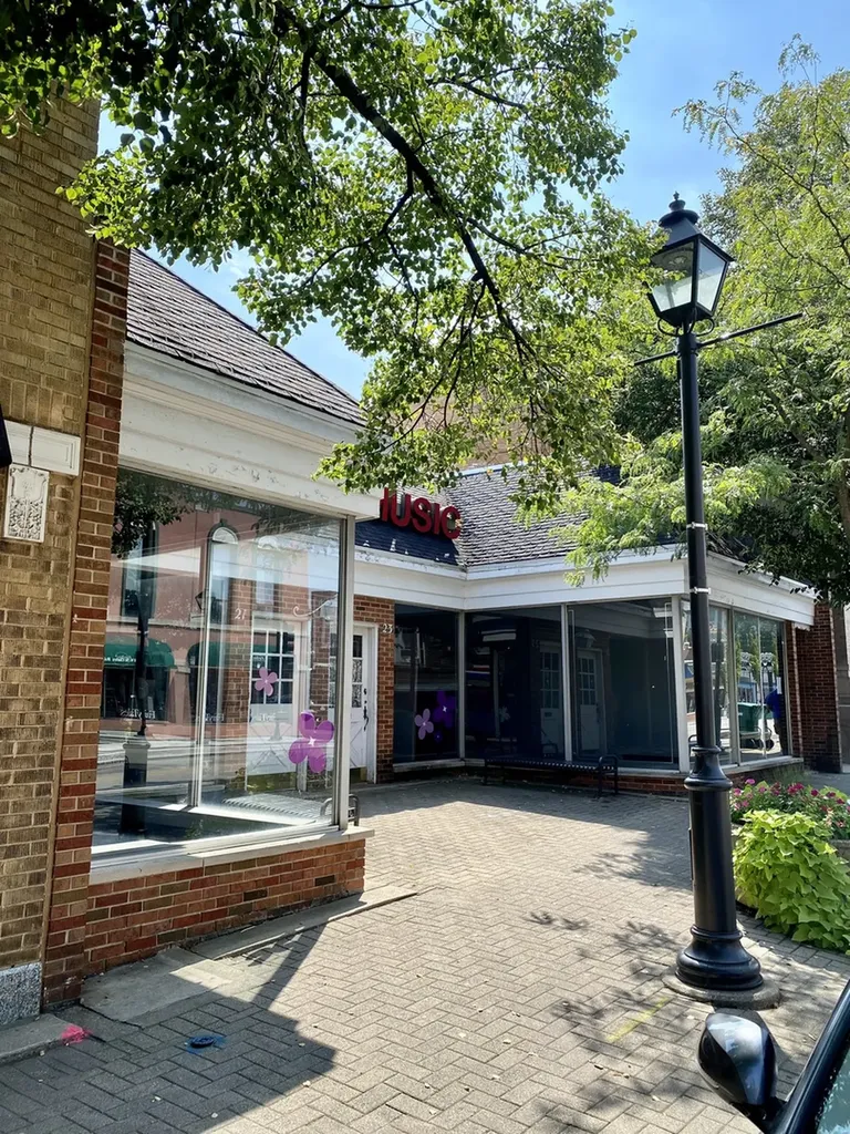 21-25 West St Charles Road Lombard IL 60148