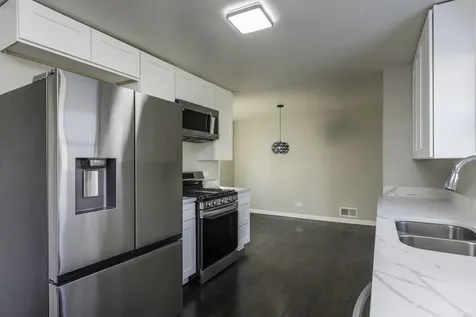 821 12TH Street North Chicago IL 60064