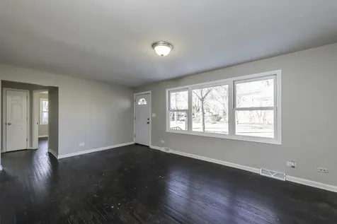 821 12TH Street North Chicago IL 60064