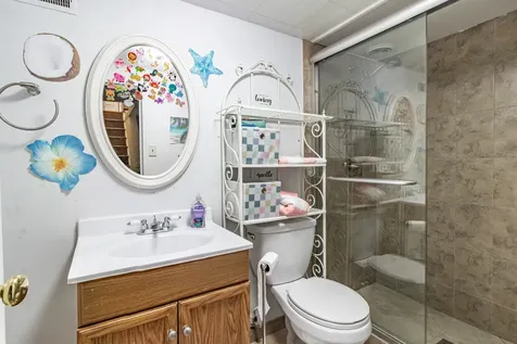 1054 Broadmoor Place Deerfield IL 60015