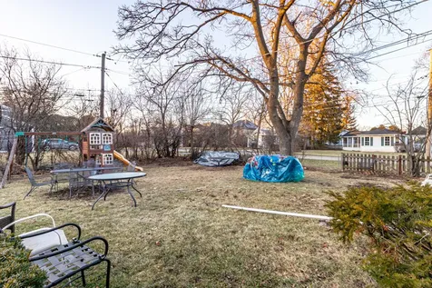 1054 Broadmoor Place Deerfield IL 60015