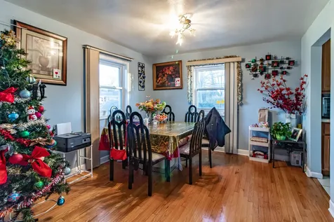 1054 Broadmoor Place Deerfield IL 60015