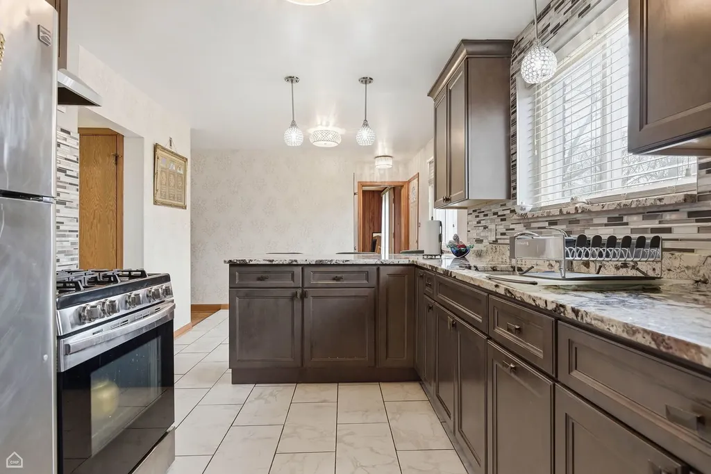6310 North La Crosse Avenue Chicago IL 60646