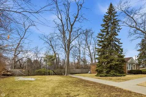 6310 North La Crosse Avenue Chicago IL 60646