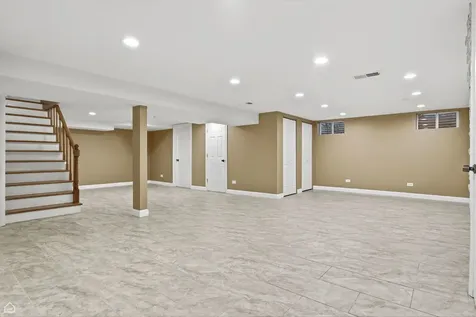 6310 North La Crosse Avenue Chicago IL 60646