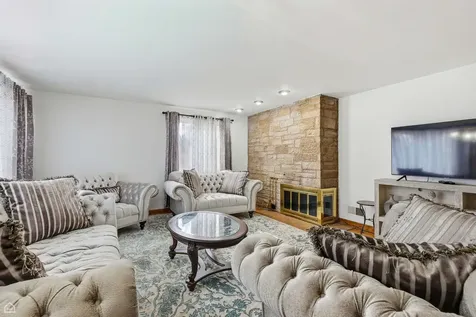 6310 North La Crosse Avenue Chicago IL 60646