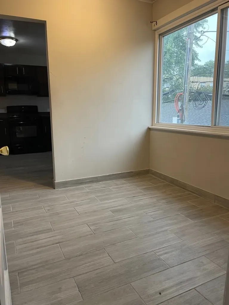 2017 West Norwood Street Chicago IL 60659