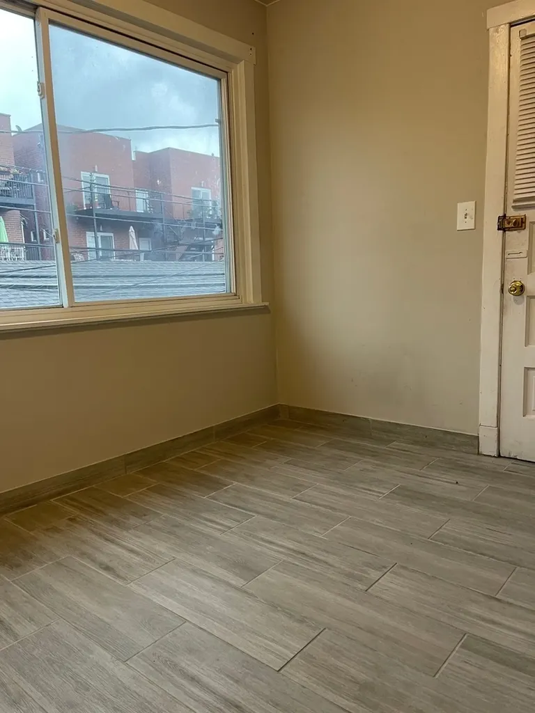 2017 West Norwood Street Chicago IL 60659