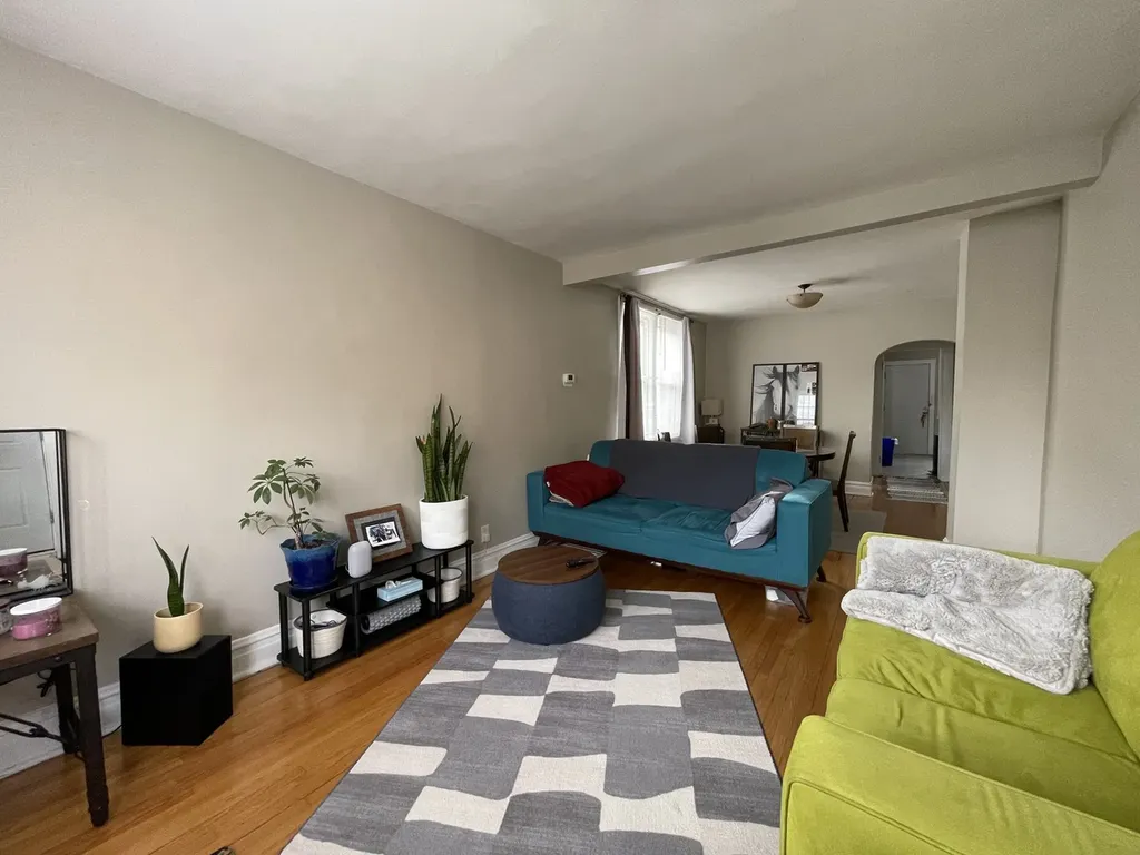 2017 West Norwood Street Chicago IL 60659