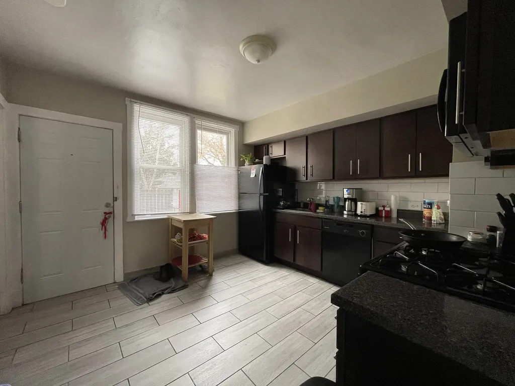 2017 West Norwood Street Chicago IL 60659