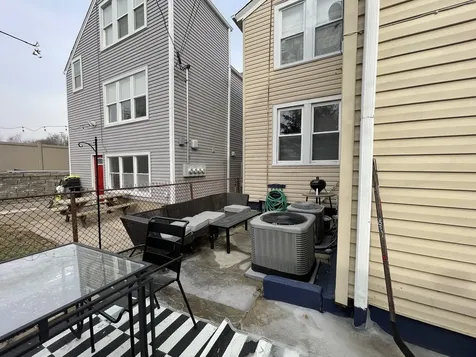 2017 West Norwood Street Chicago IL 60659