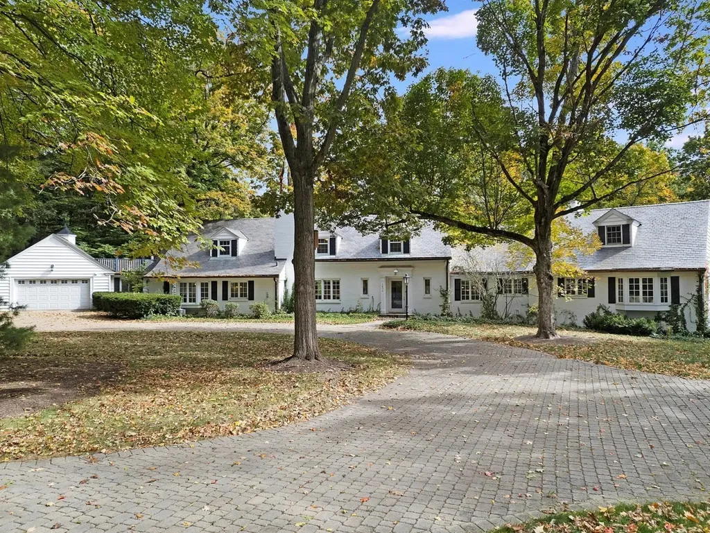 1850 North Mulford Road Rockford IL 61107