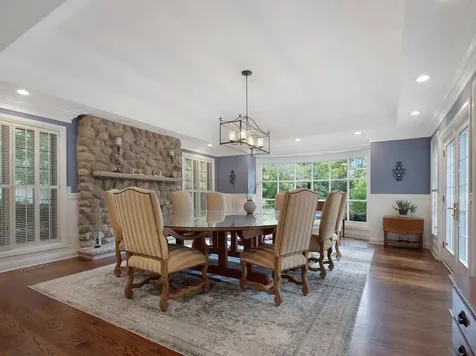 1850 North Mulford Road Rockford IL 61107