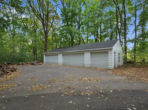 1850 North Mulford Road Rockford IL 61107