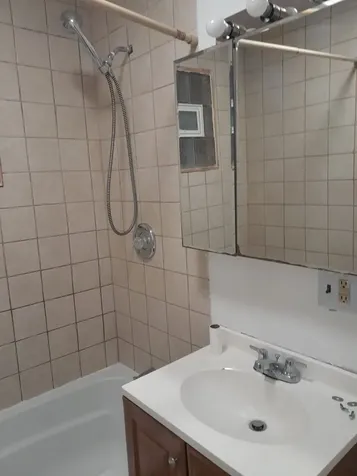 1919 16TH Street North Chicago IL 60064