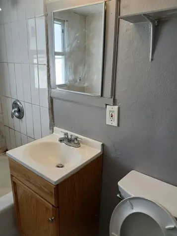 1919 16TH Street North Chicago IL 60064