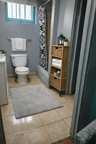1919 16TH Street North Chicago IL 60064