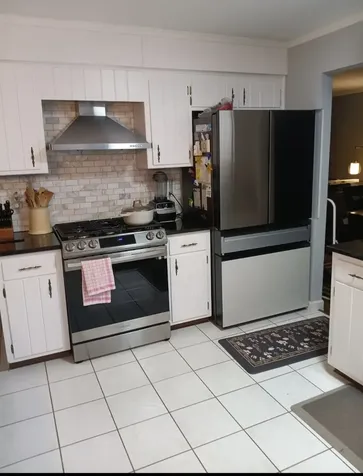 16916 Kimbark Avenue South Holland IL 60473