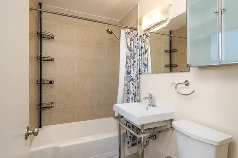 8953 Central Park Avenue Evanston IL 60203