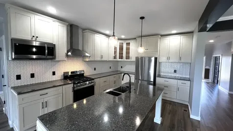 1306 Roberto Road Mahomet IL 61853