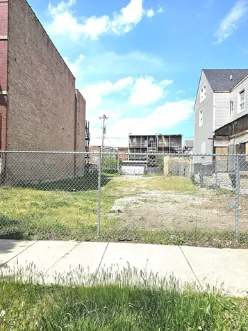 1524 East Marquette Road Chicago IL 60637