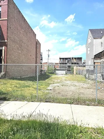 1524 East Marquette Road Chicago IL 60637