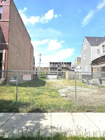 1524 East Marquette Road Chicago IL 60637