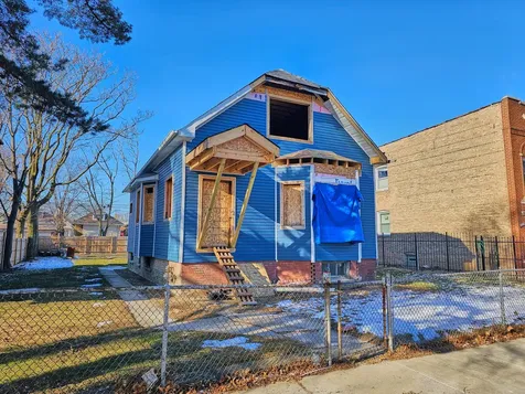 8414 South Sangamon Street Chicago IL 60620