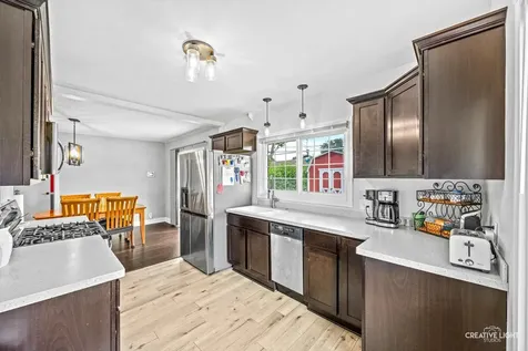 1008 Alann Drive Joliet IL 60435