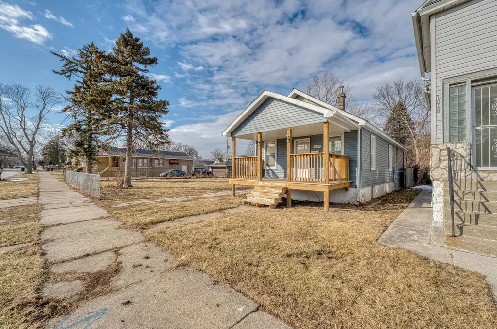 1020 West 104th Place Chicago IL 60643