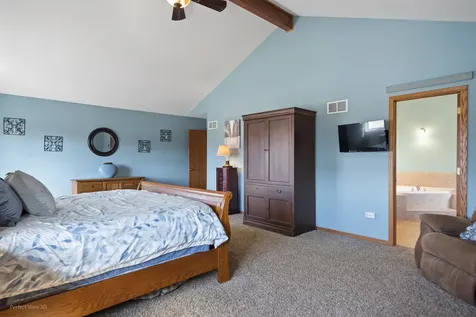 19813 Clare Drive Tinley Park IL 60487