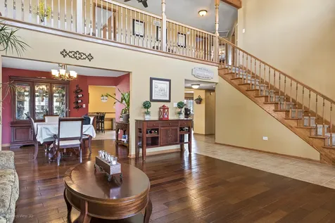 19813 Clare Drive Tinley Park IL 60487
