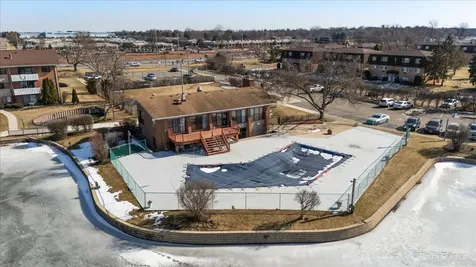 3100 Bayside Drive Palatine IL 60074