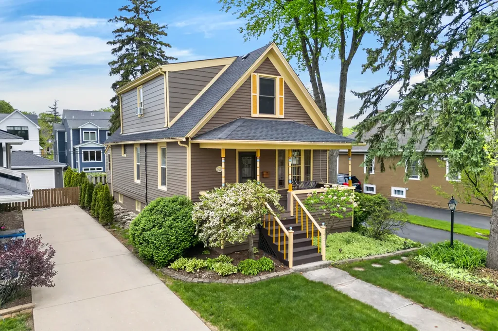 4725 Main Street Downers Grove IL 60515