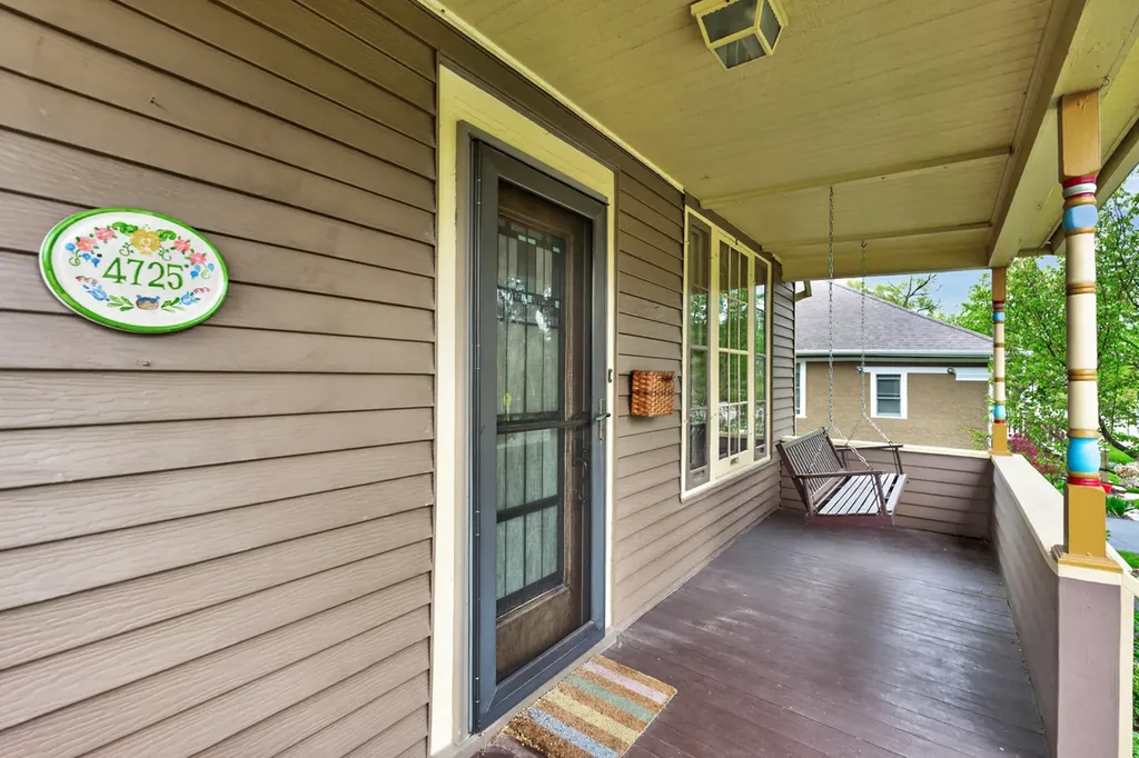 4725 Main Street Downers Grove IL 60515