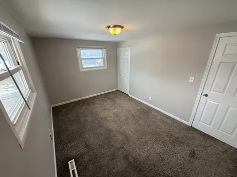636 Jefferson Avenue Carpentersville IL 60110