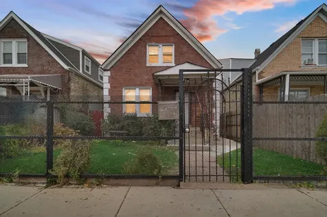 924 North Pulaski Avenue Chicago IL 60651