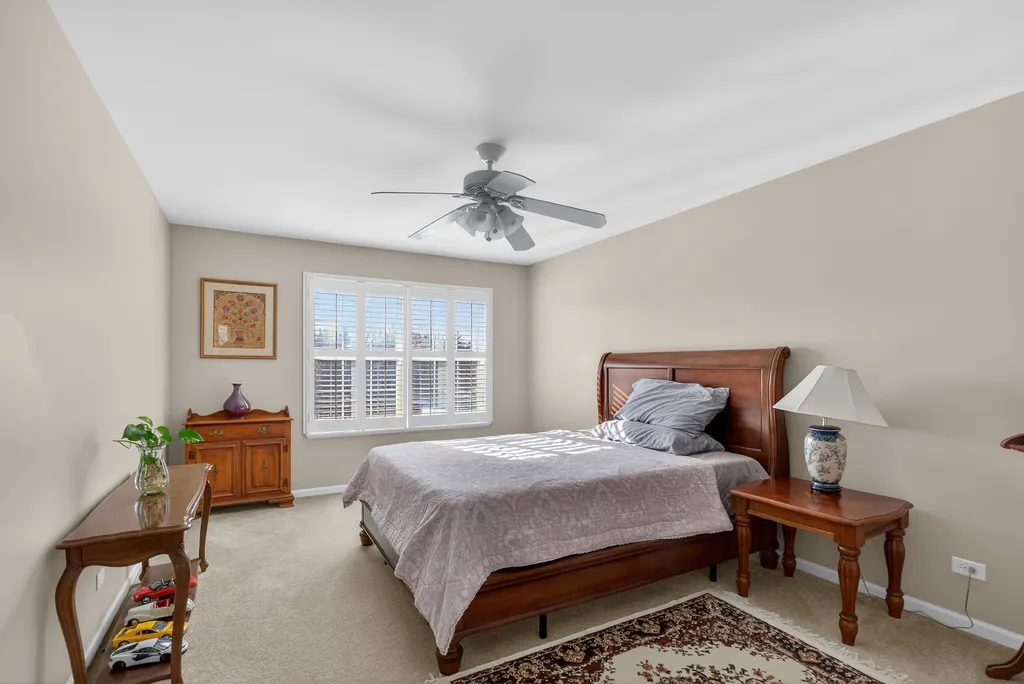 2458 Cushing Lane Aurora IL 60503