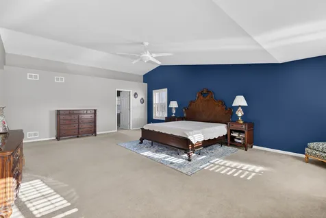 2458 Cushing Lane Aurora IL 60503