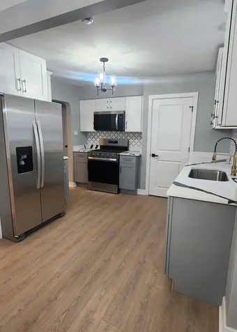 9451 South Lawndale Avenue Evergreen Park IL 60805
