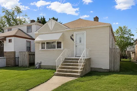 12338 South Elizabeth Street Calumet Park IL 60827